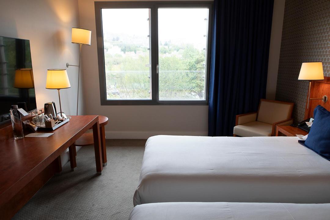 Crowne Plaza Lyon - Cite Internationale Hotel Luaran gambar